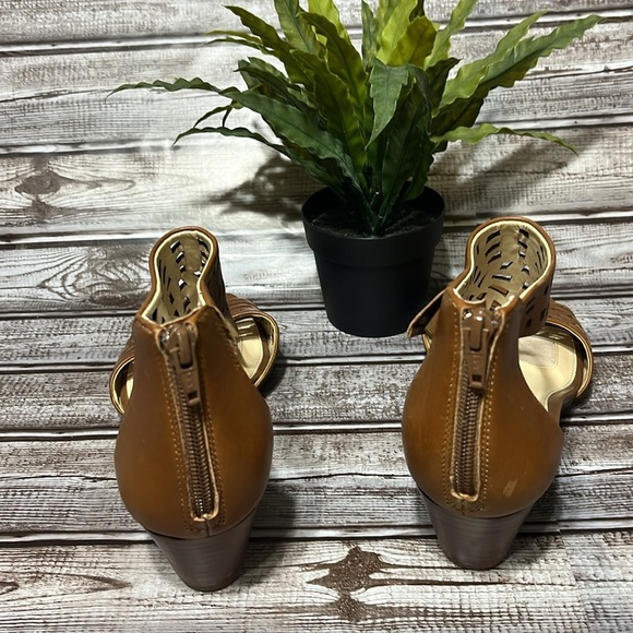 Alex Marie  Reddish Brown Cutout Wedge Sandals size 9 - Picture 6 of 8